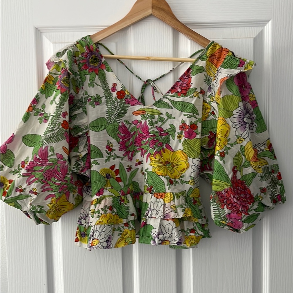 Love the Label from Anthropologie Floral Print Women's Top